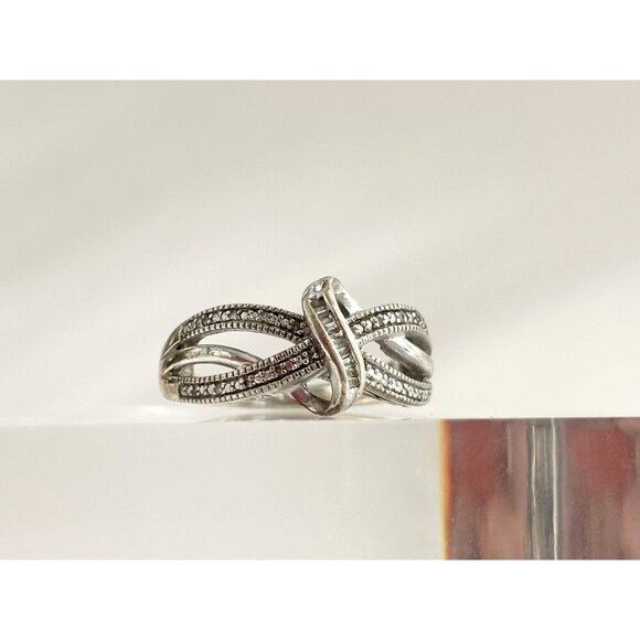 Sterling Silver Cubic Zirconia Crossover Bowtie Shaped Vintage Ring - sz 8.75 - Picture 4 of 10